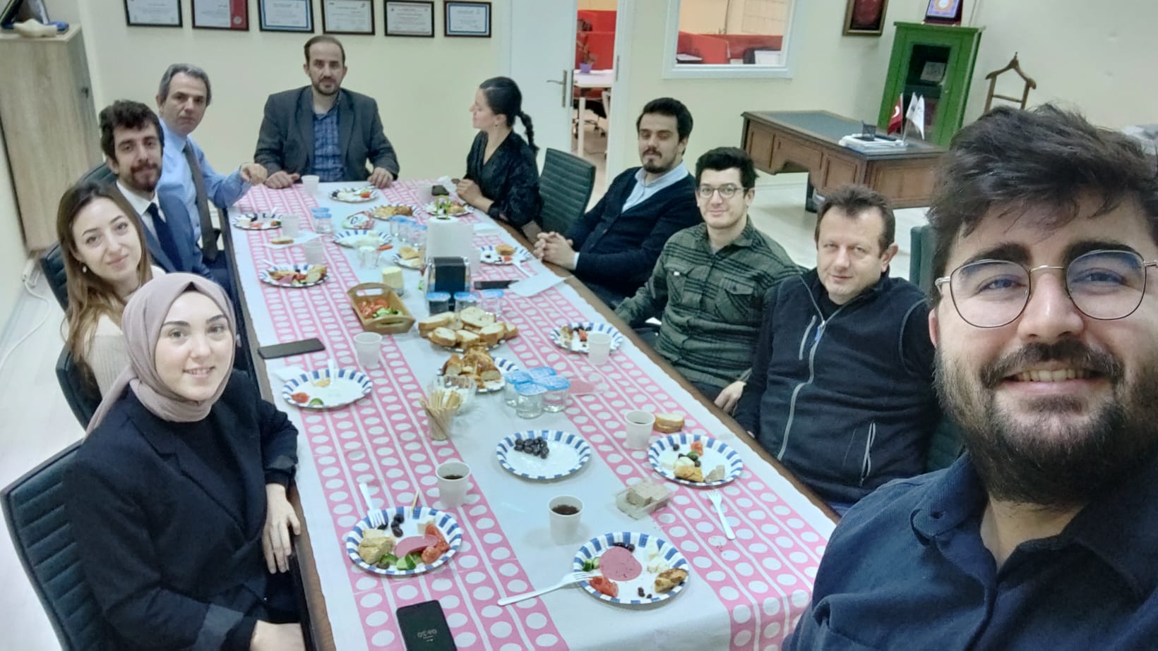 Adenyum Teknoloji Kahvaltda Bulutu